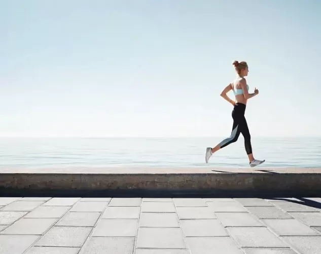 Supplément avec de la vitamine K2: stratégie clé pour soutenir la santé des os et des maladies cardiovasculaires dans tous les groupes d'âge